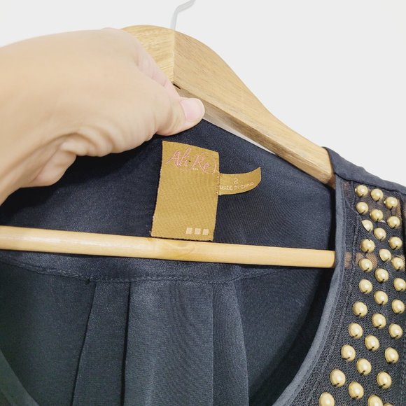 Ali-Ro Cap Sleeve Mini Shift Dress Black Studded Neckline Pockets Womens NWT 2 - Picture 3 of 10